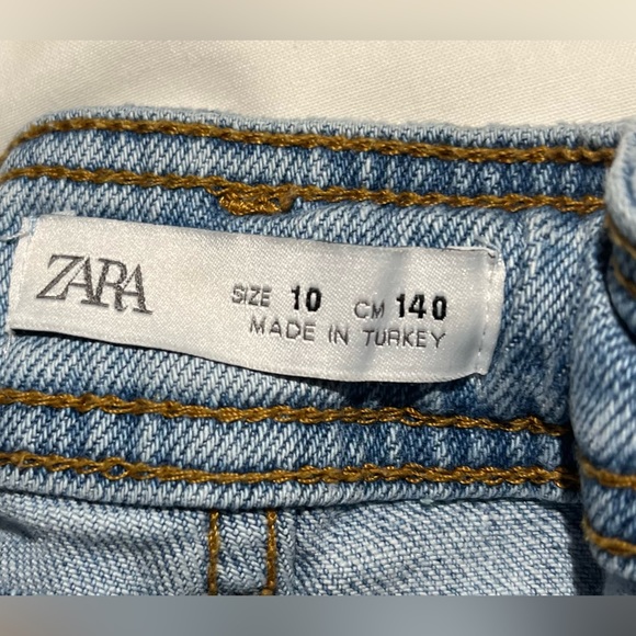 Blue jeans for girls 11-13 years old - Picture 2 of 4